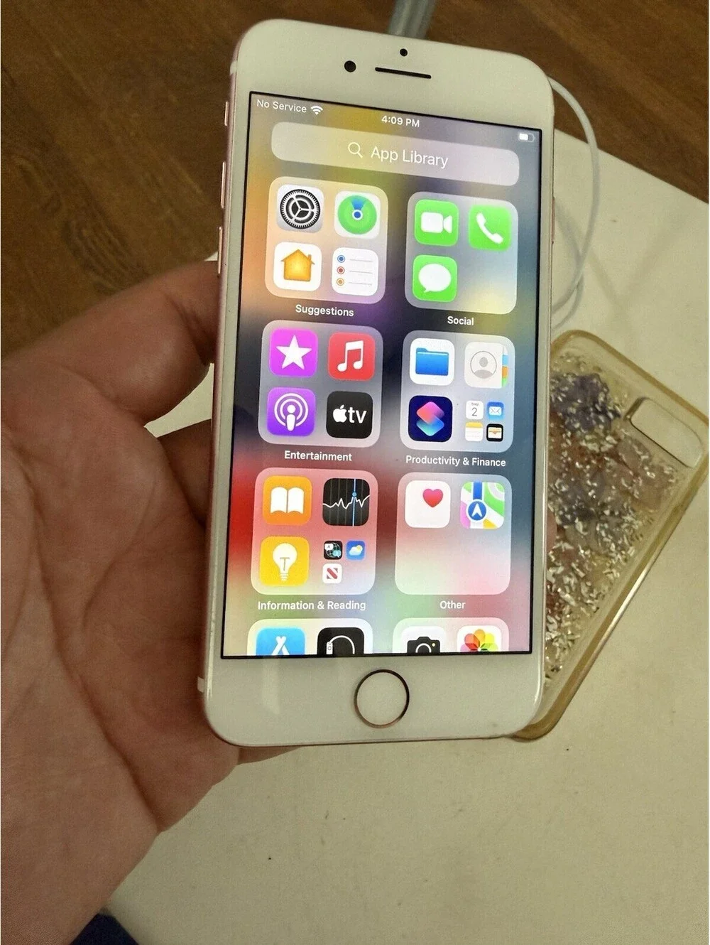 Apple iPhone 7 - 32GB - Rose Gold (Unlocked) A1660